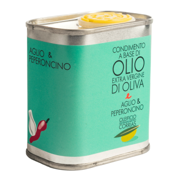 Condimento olio extra vergine di oliva, aglio e peperoncino